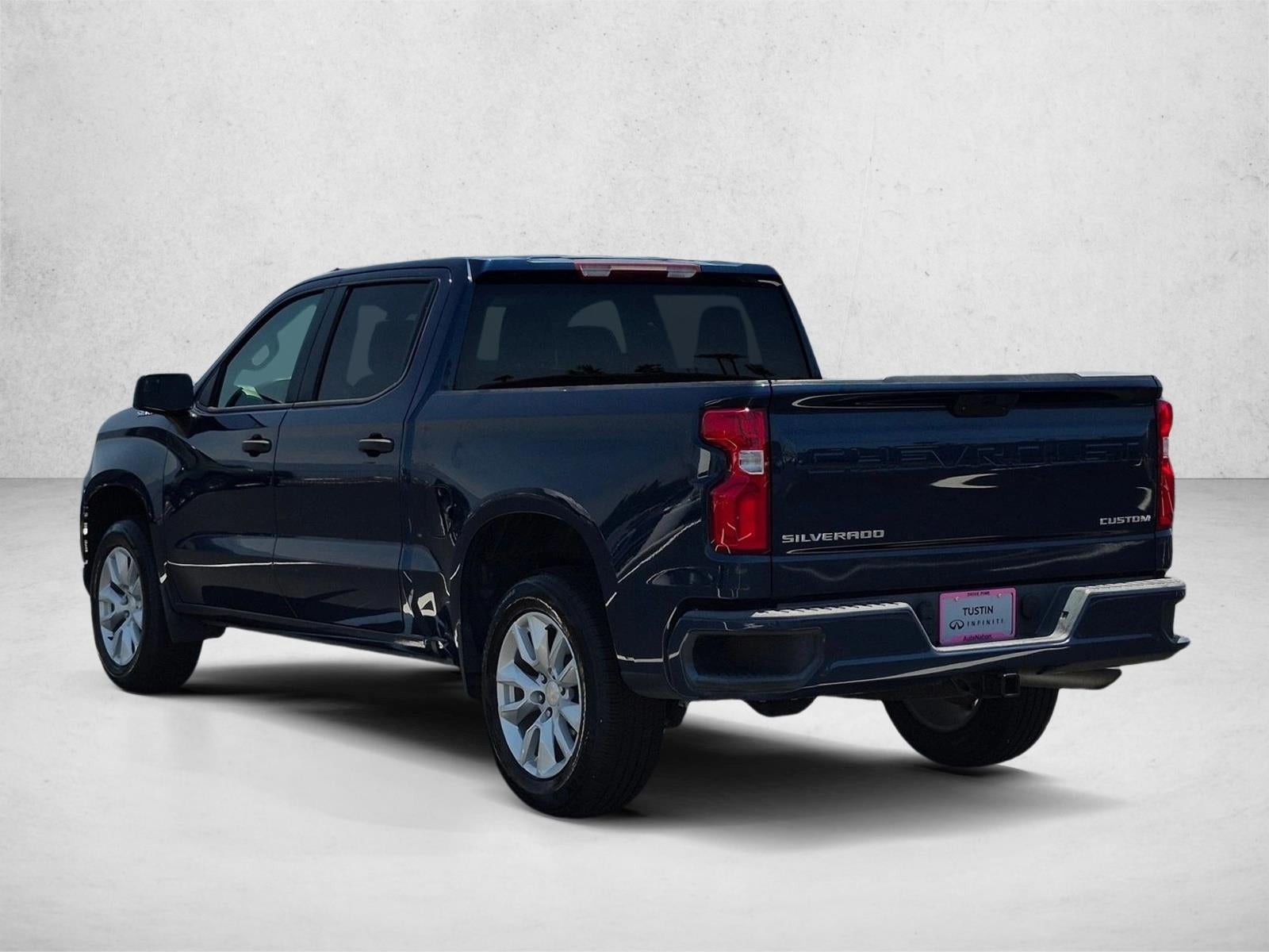 2021 Chevrolet Silverado 1500 Crew Cab Short Box 2-Wheel Drive Custom