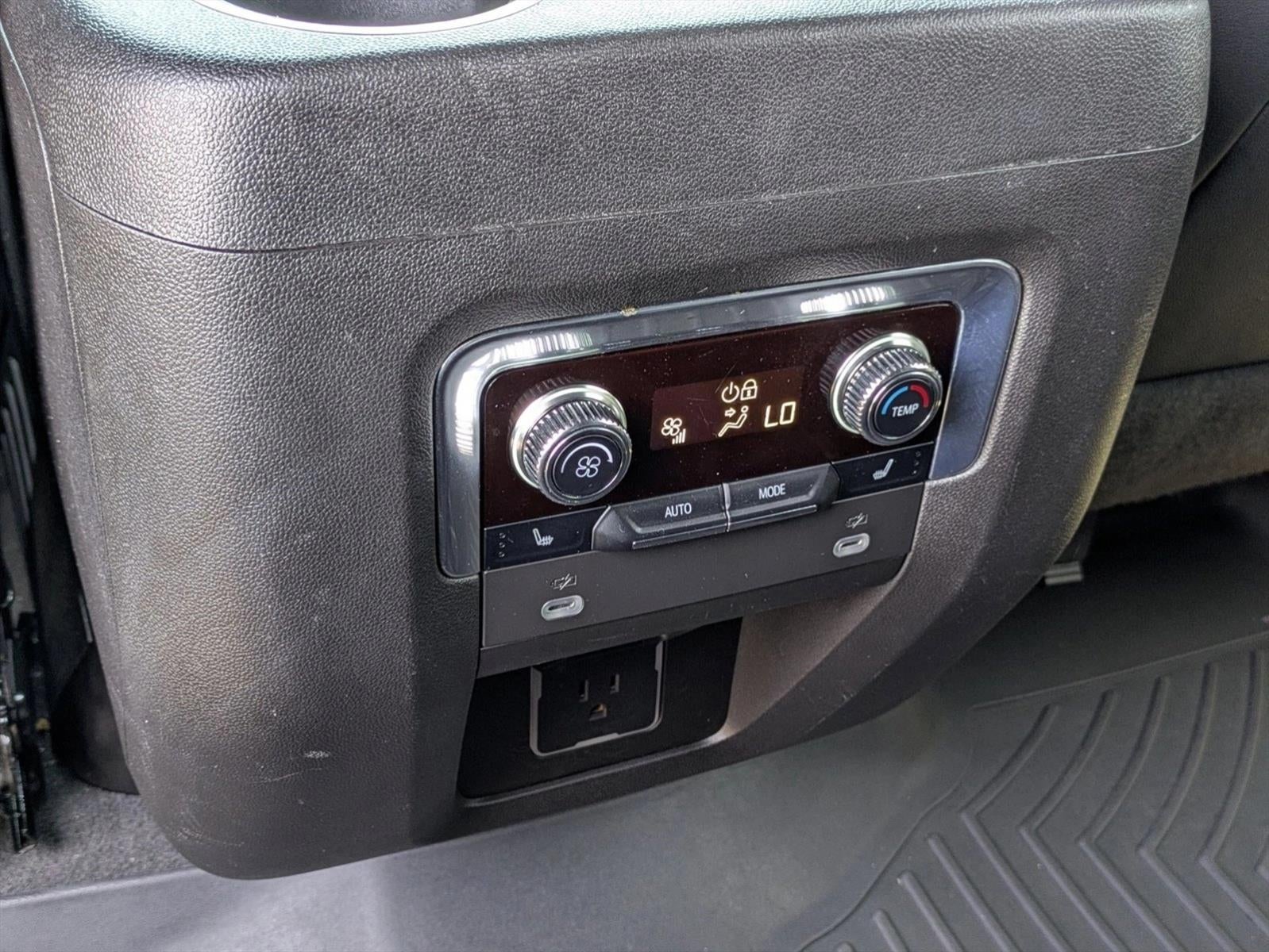 2023 GMC Yukon XL 4WD 4dr AT4