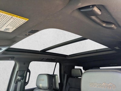 2021 Chevrolet Tahoe 4WD High Country