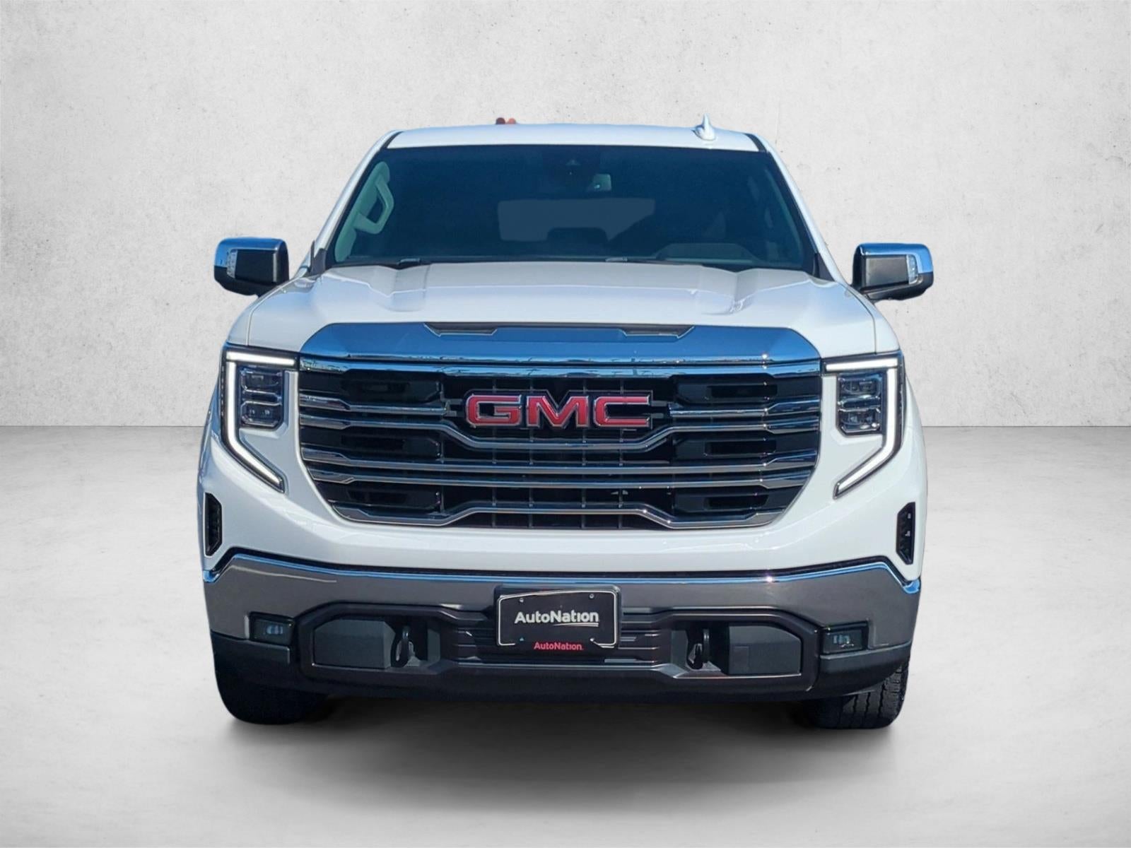 2022 GMC Sierra 1500 Crew Cab Short Box 4-Wheel Drive SLT