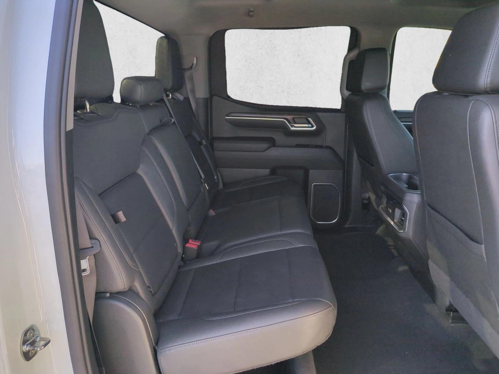 2022 GMC Sierra 1500 Crew Cab Short Box 4-Wheel Drive SLT