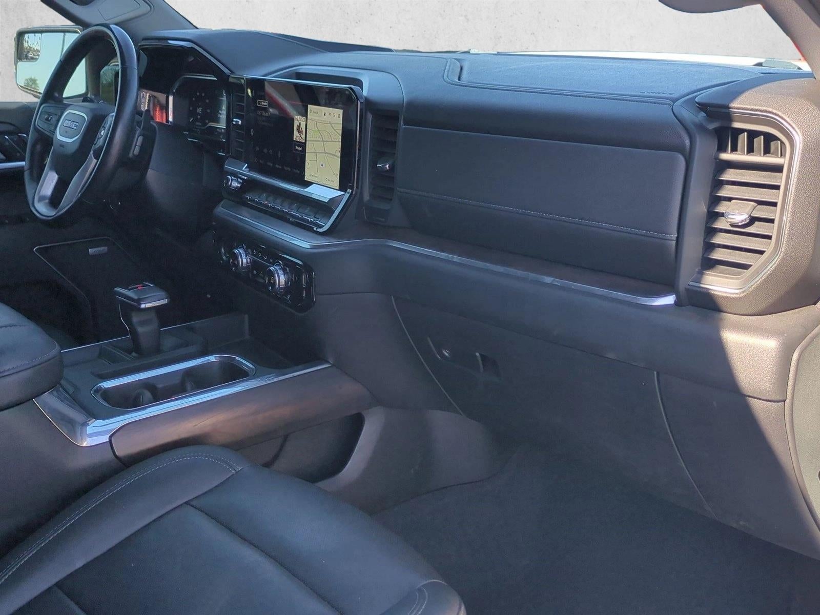 2022 GMC Sierra 1500 Crew Cab Short Box 4-Wheel Drive SLT