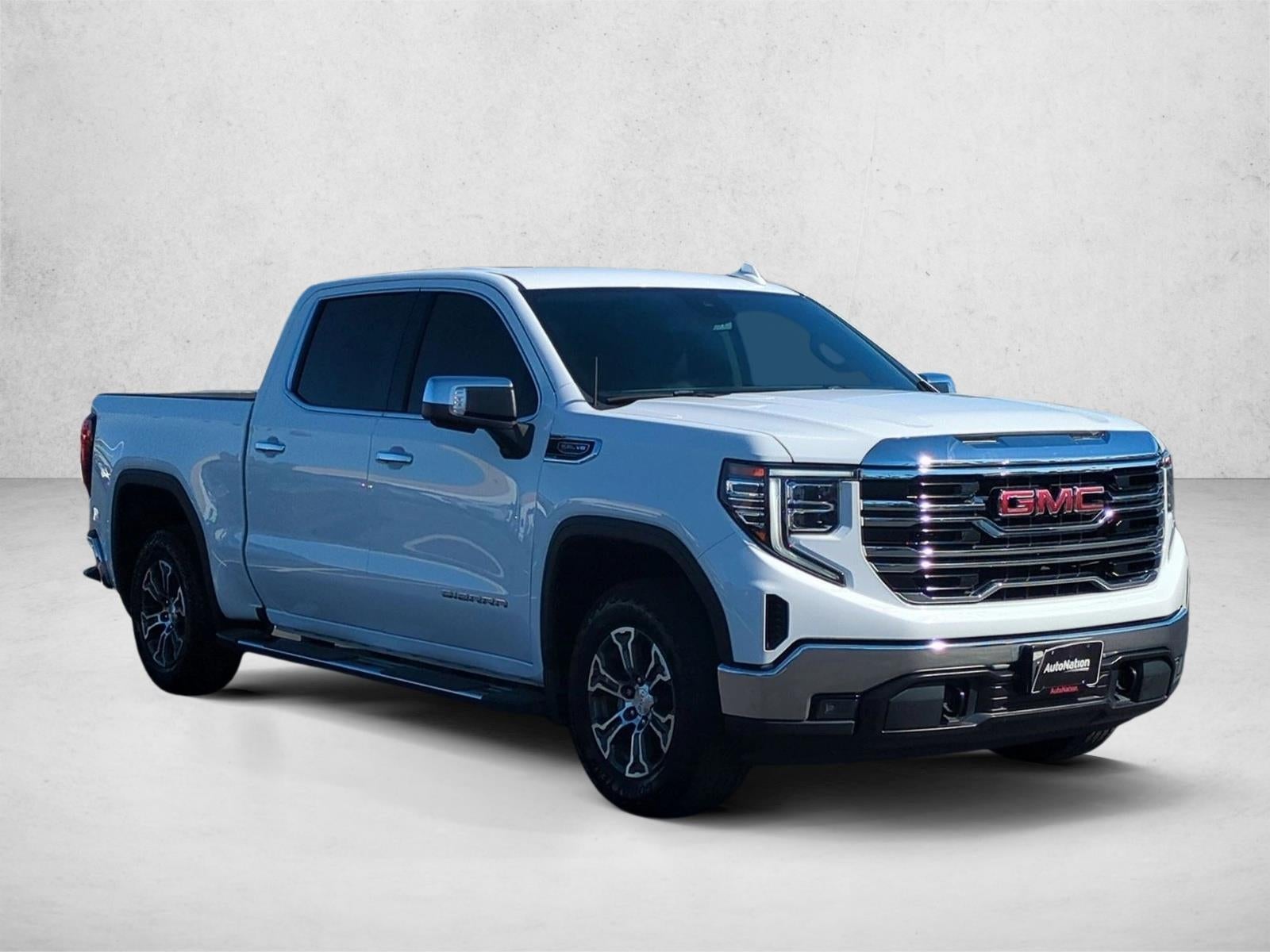 2022 GMC Sierra 1500 Crew Cab Short Box 4-Wheel Drive SLT