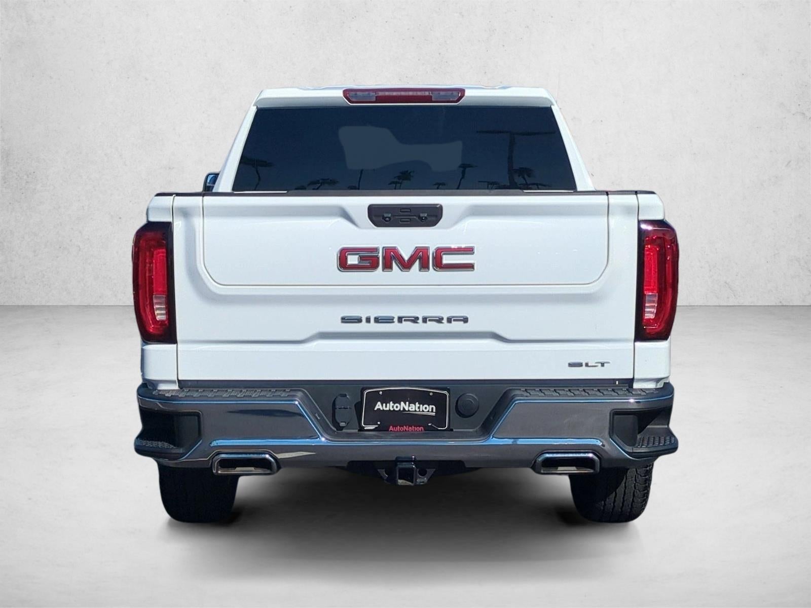 2022 GMC Sierra 1500 Crew Cab Short Box 4-Wheel Drive SLT
