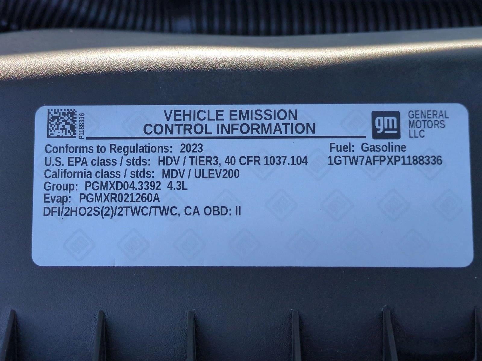 2023 GMC Savana Cargo Van 2500 Regular Wheelbase Rear-Wheel Drive