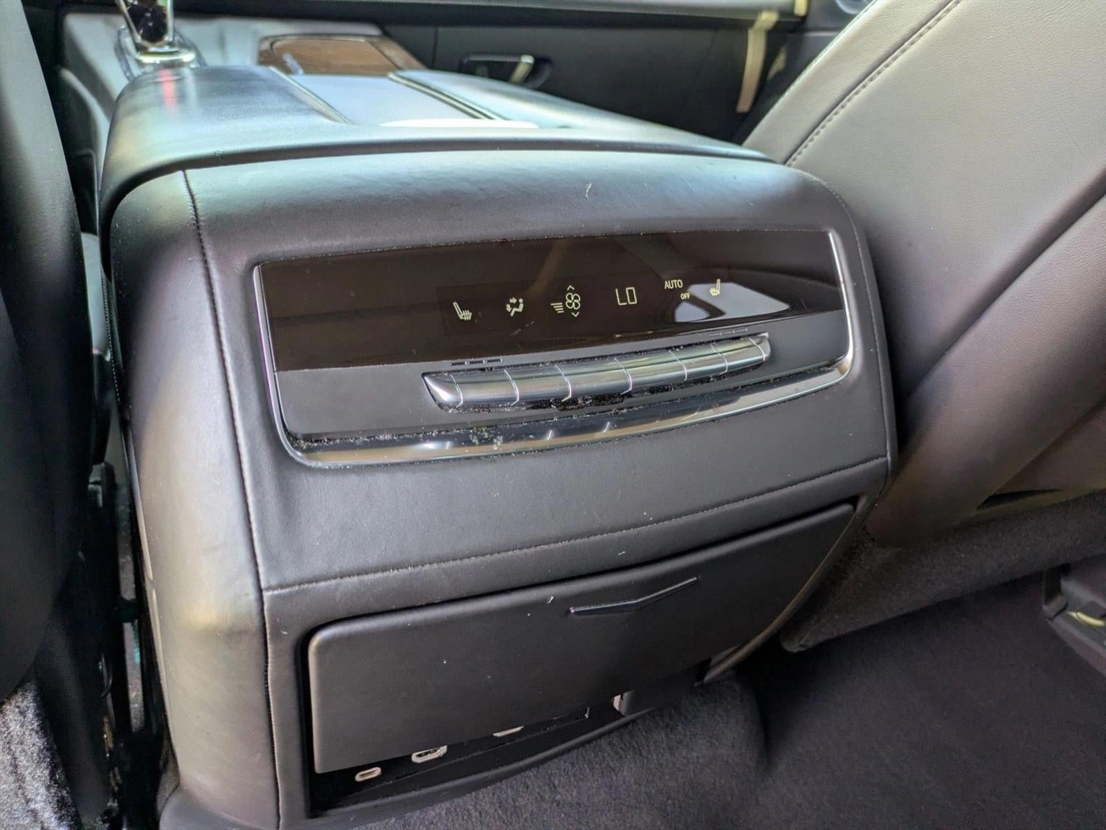 2021 Cadillac Escalade 4WD Sport Platinum