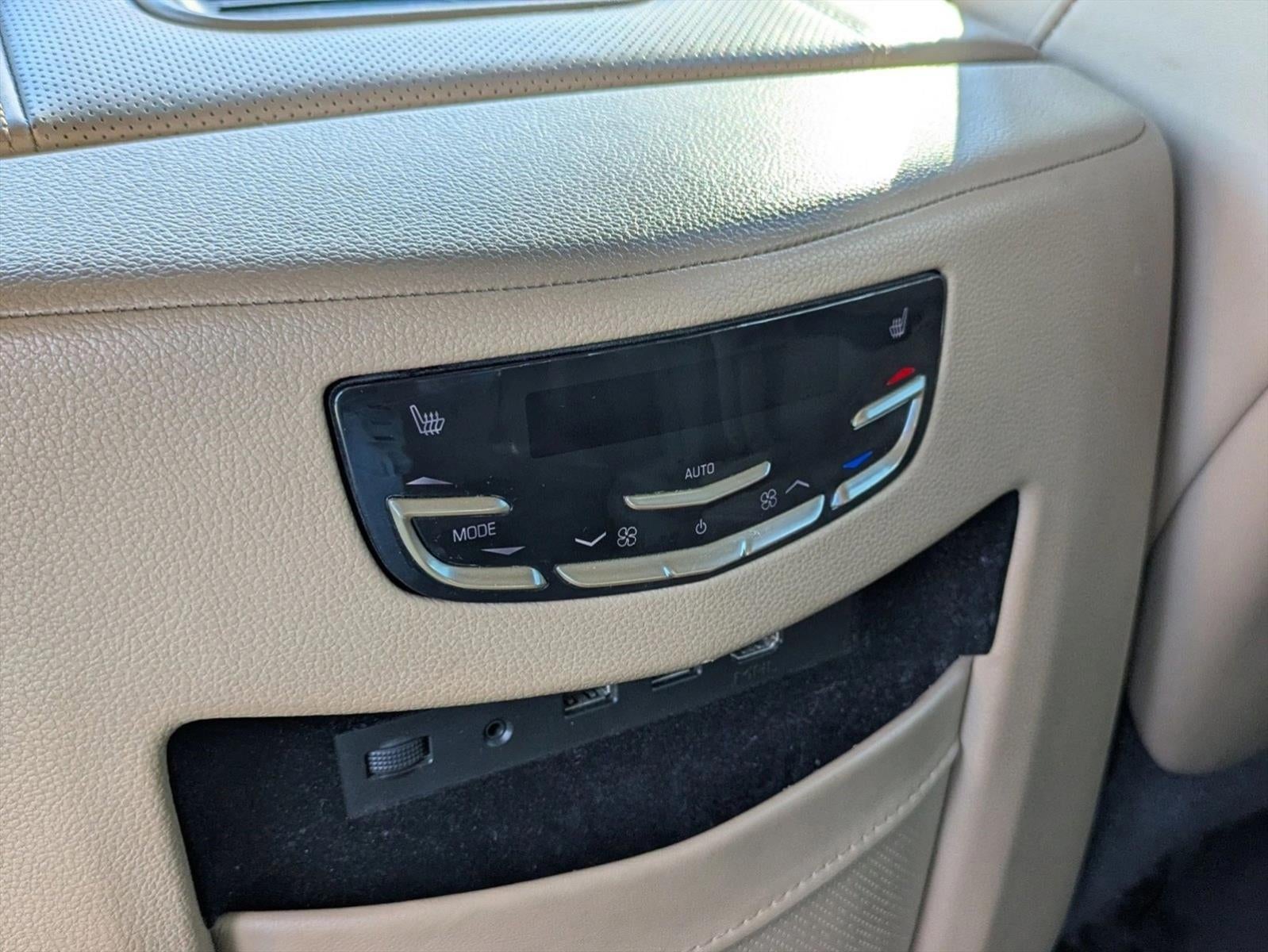 2018 Cadillac Escalade ESV 4WD Platinum