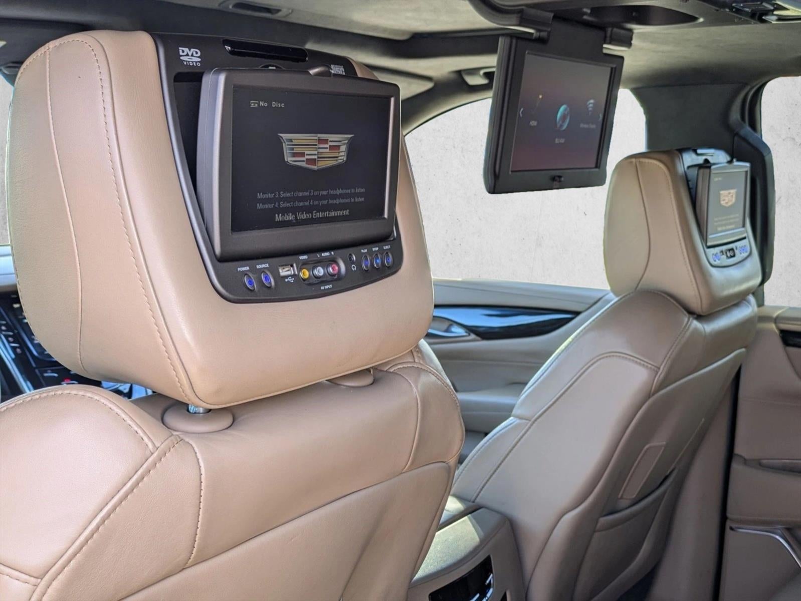 2018 Cadillac Escalade ESV 4WD Platinum