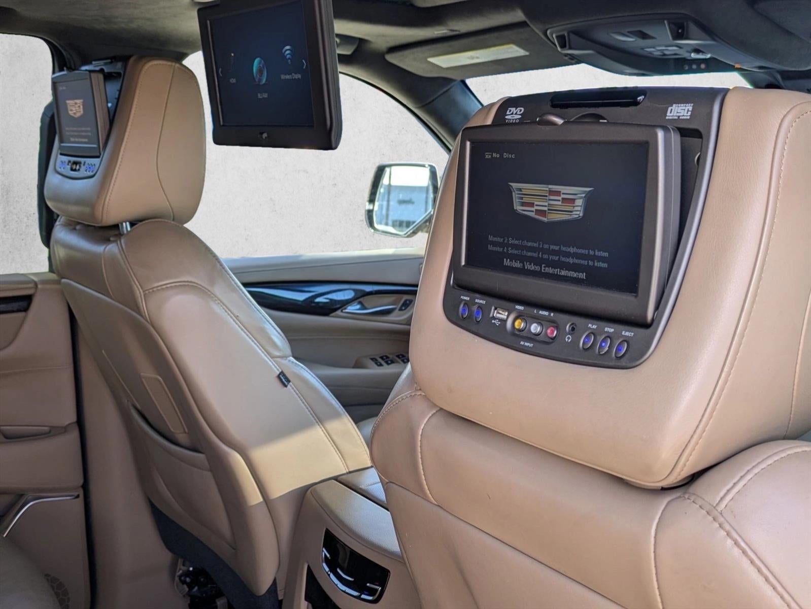 2018 Cadillac Escalade ESV 4WD Platinum
