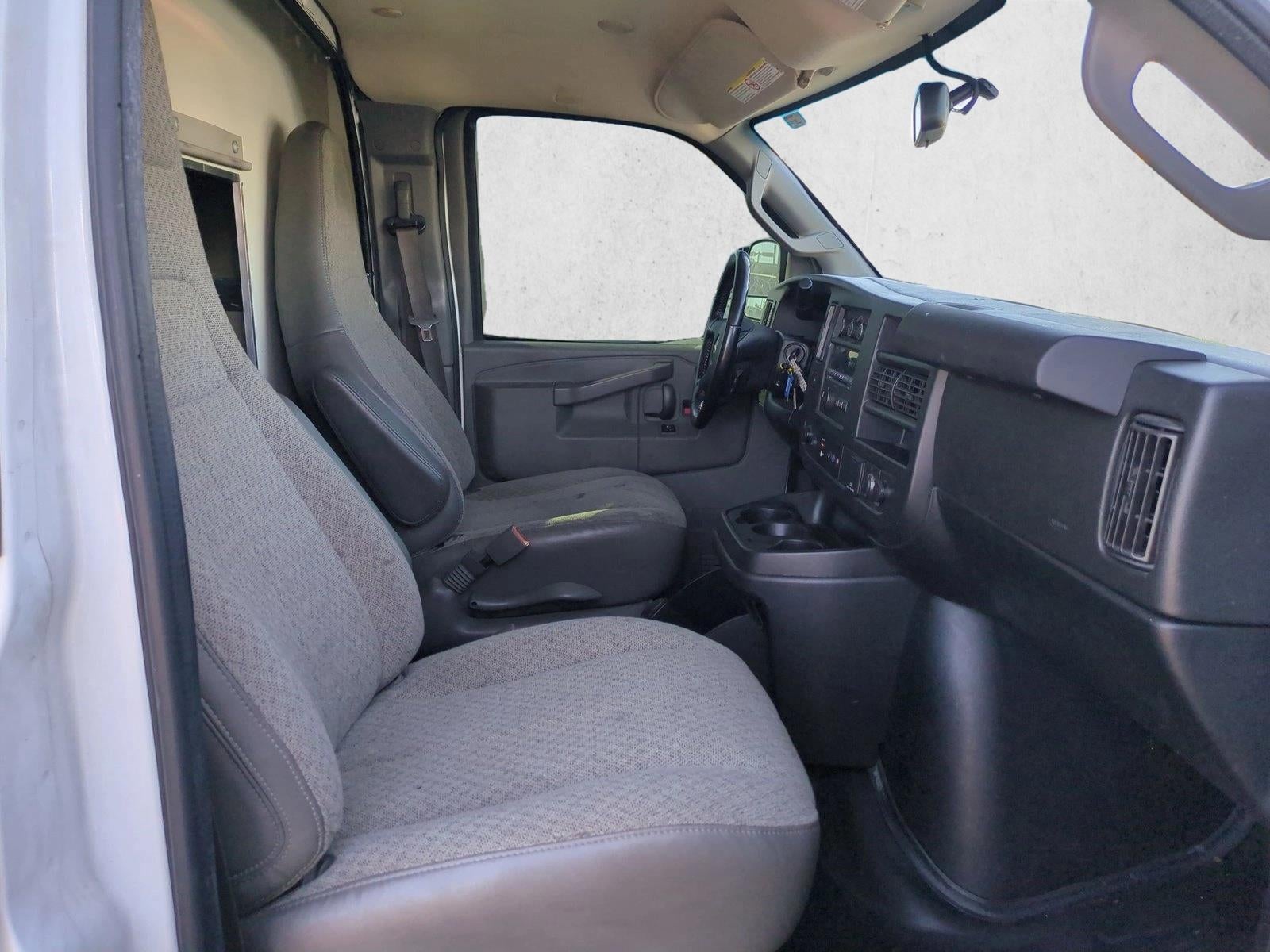 2021 Chevrolet Express Commercial Cutaway 3500 Van 139"