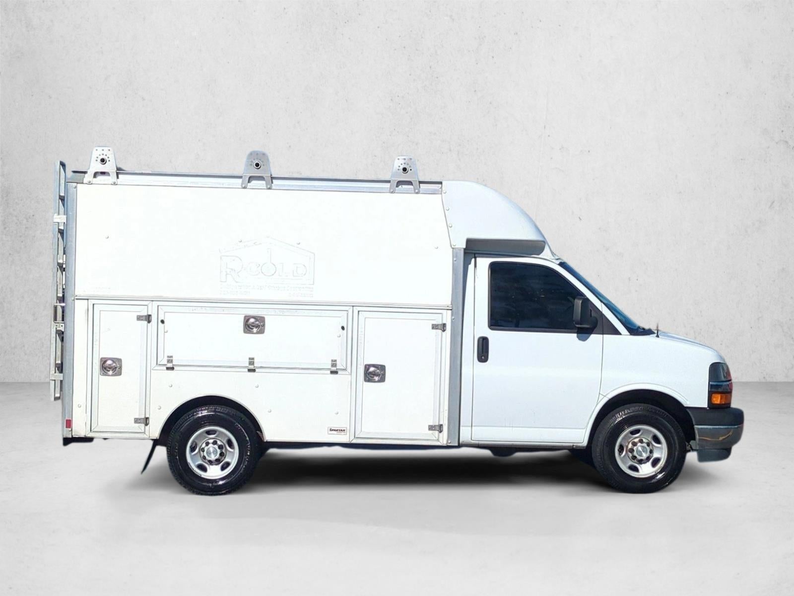 2021 Chevrolet Express Commercial Cutaway 3500 Van 139"