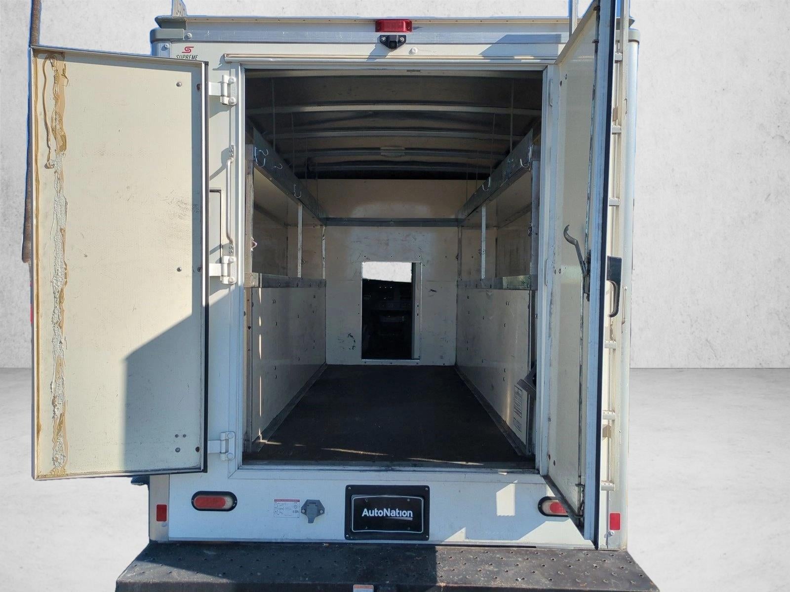 2021 Chevrolet Express Commercial Cutaway 3500 Van 139"