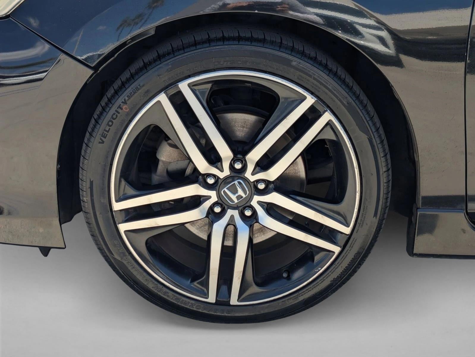 2017 Honda Accord Sedan Sport SE CVT