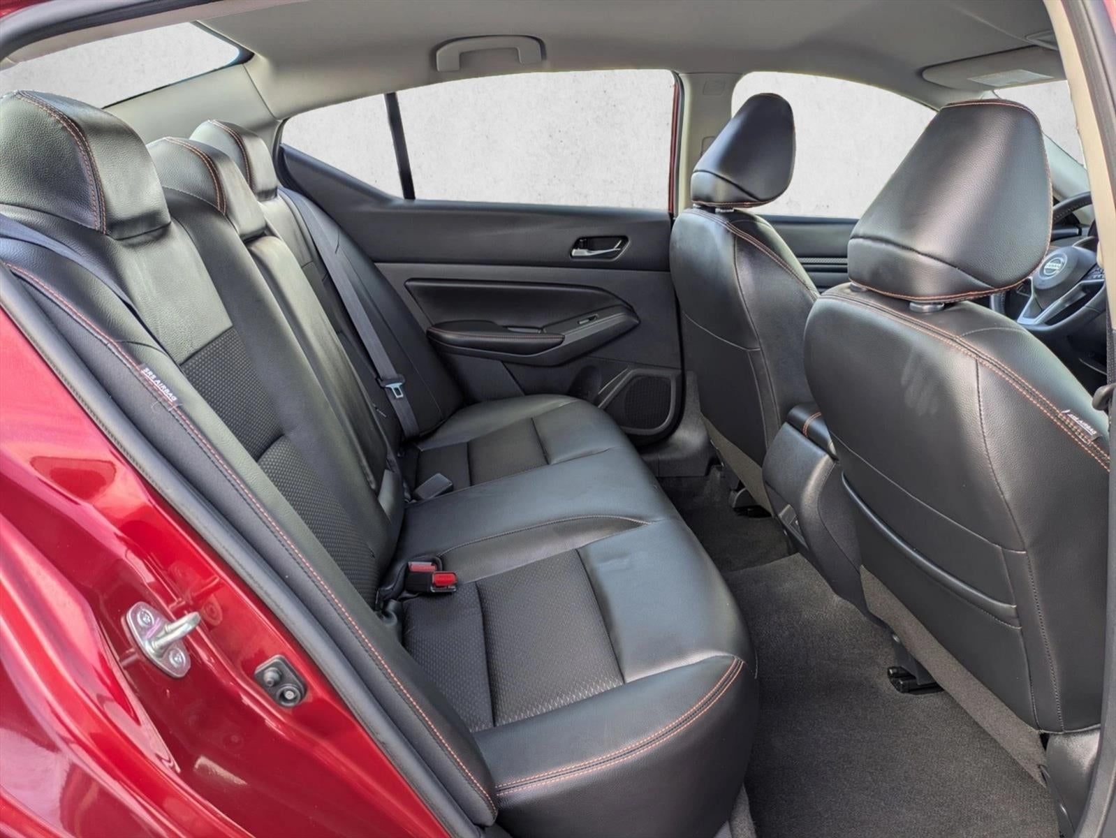 2022 Nissan Altima 2.5 SR Sedan