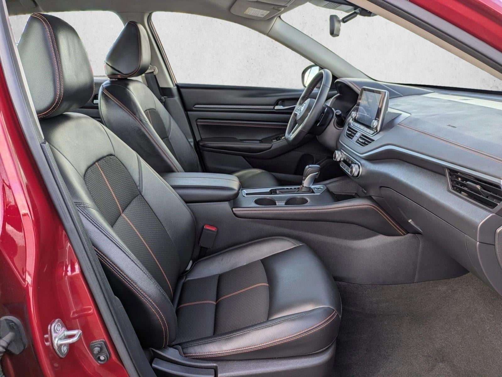 2022 Nissan Altima 2.5 SR Sedan