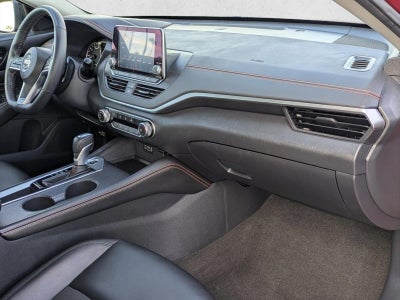 2022 Nissan Altima 2.5 SR Sedan