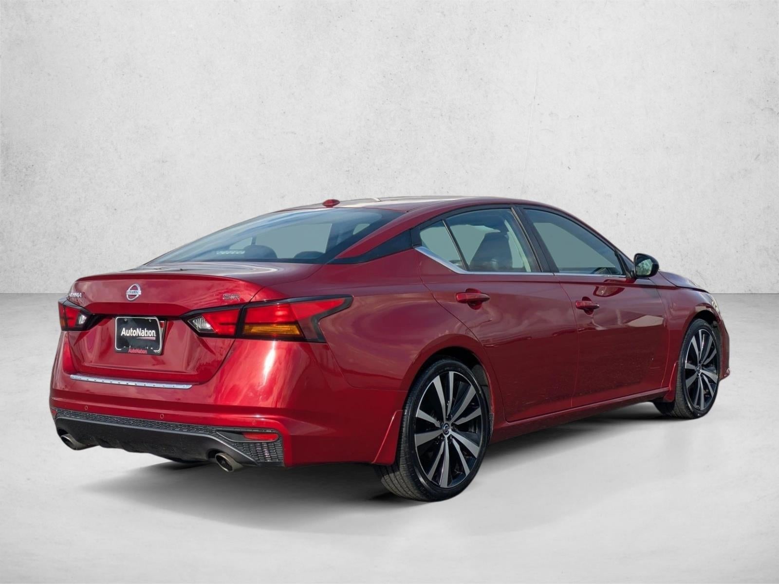 2022 Nissan Altima 2.5 SR Sedan