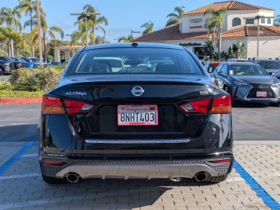 2020 Nissan Altima 2.5 SR Sedan