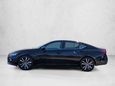 2020 Nissan Altima 2.5 SR Sedan