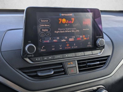 2022 Nissan Altima 2.5 SV Sedan