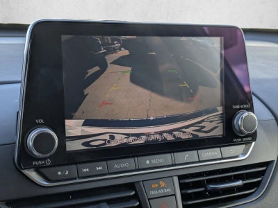 2022 Nissan Altima 2.5 SV Sedan