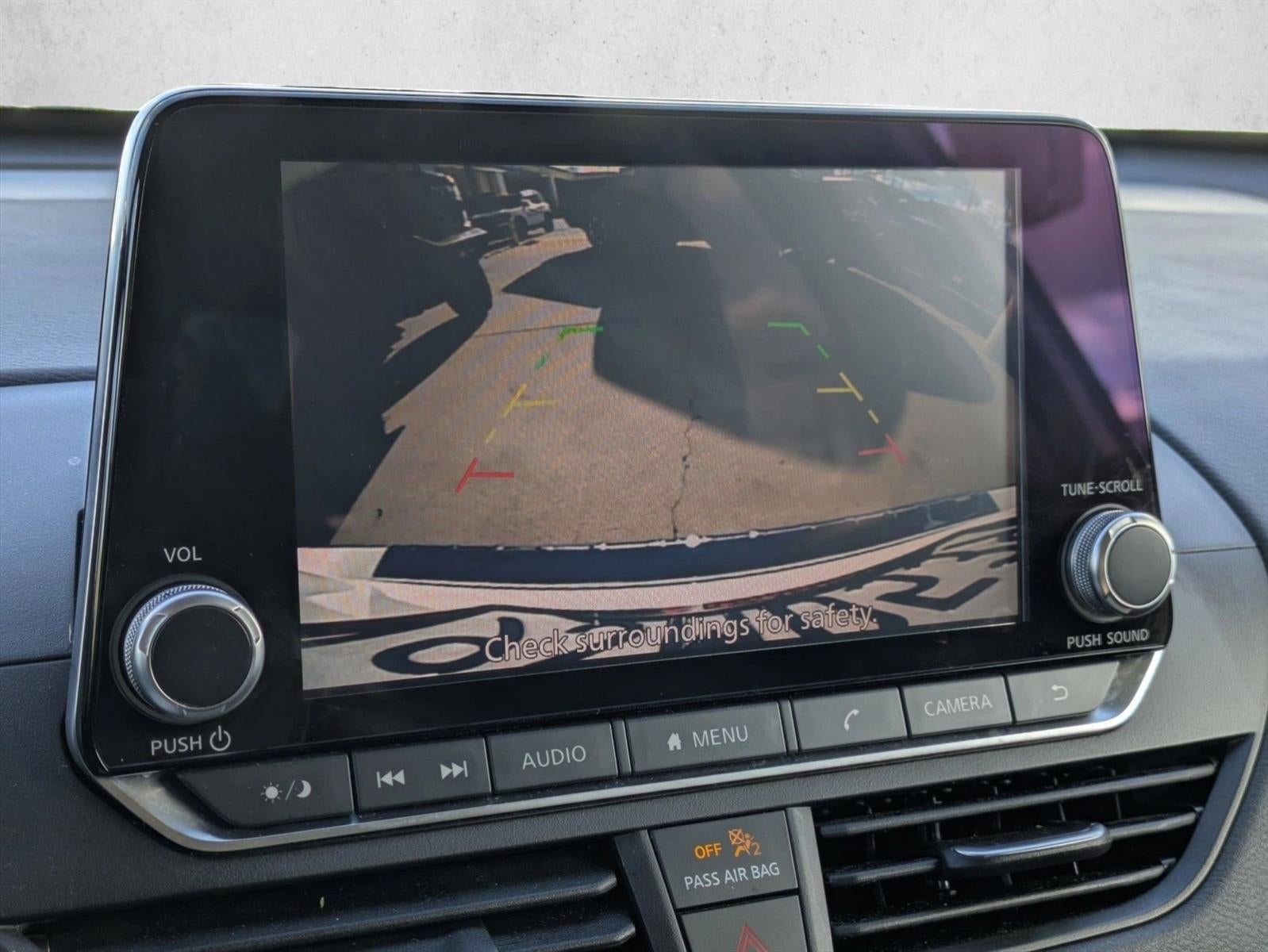 2022 Nissan Altima 2.5 SV Sedan