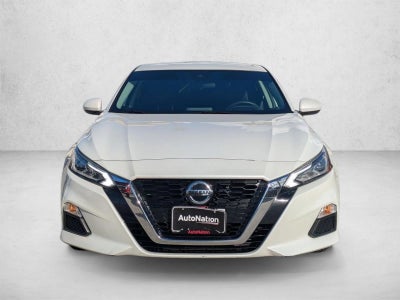 2022 Nissan Altima 2.5 SV Sedan