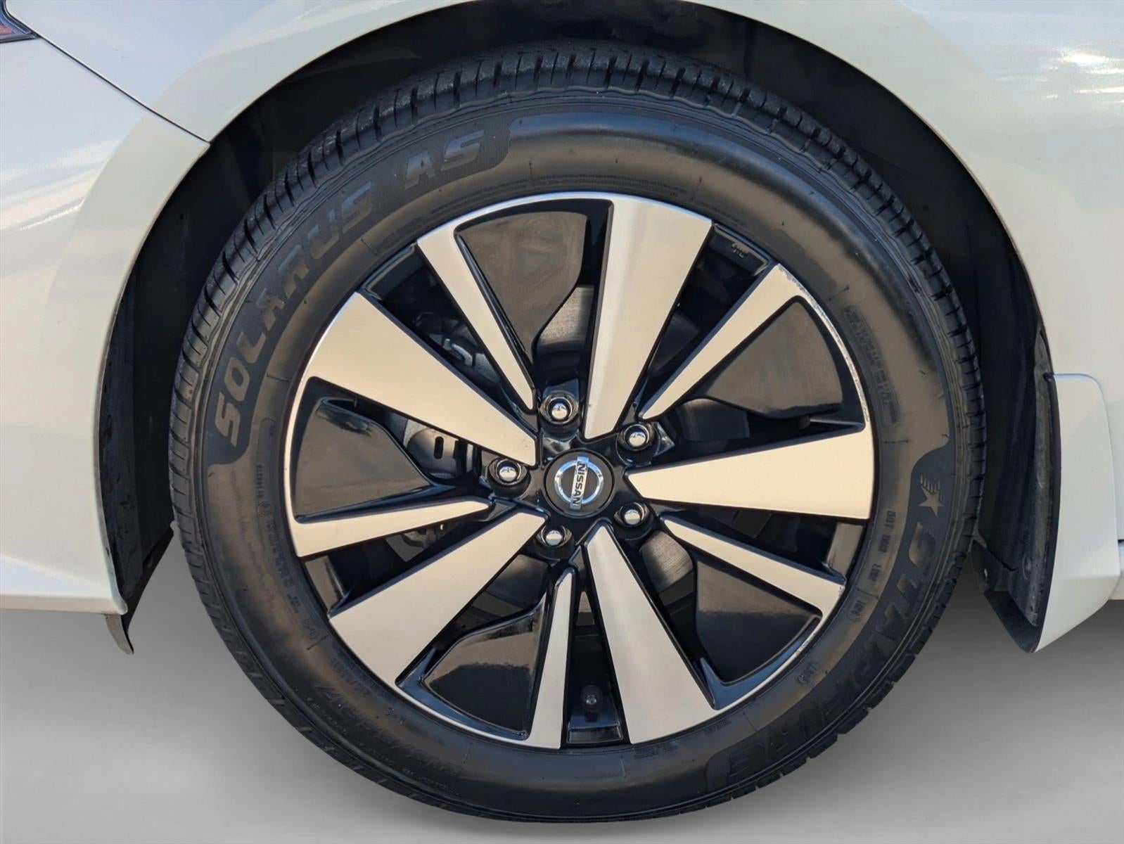 2022 Nissan Altima 2.5 SV Sedan