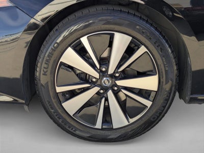 2021 Nissan Altima 2.5 SV Sedan