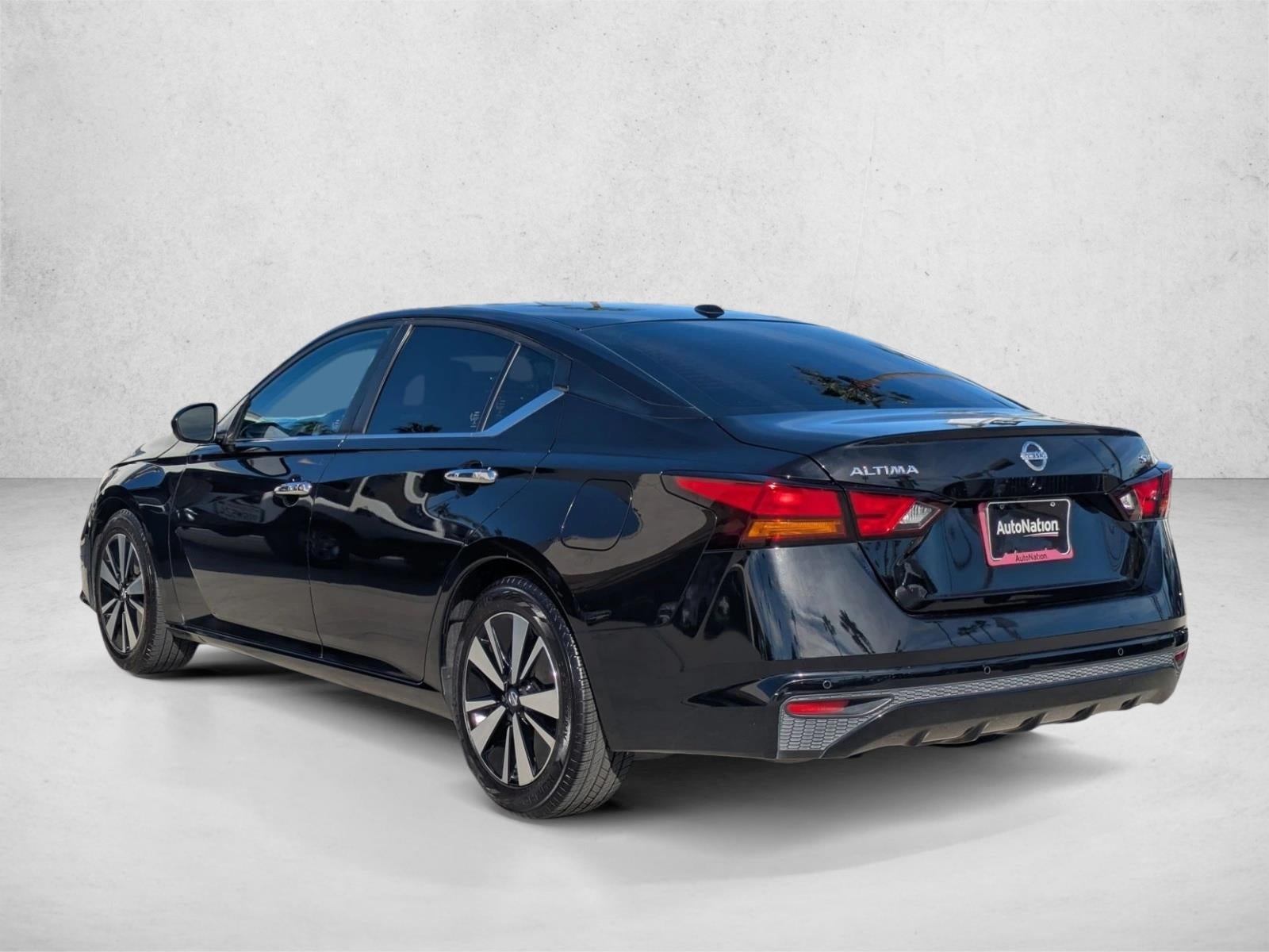 2021 Nissan Altima 2.5 SV Sedan