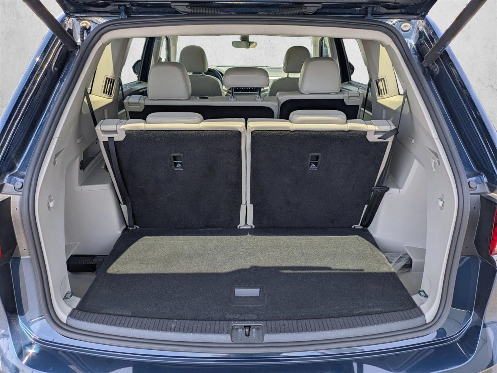 2022 Volkswagen Atlas 3.6L V6 SEL R-Line 4MOTION