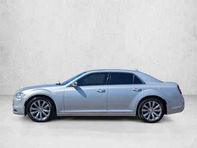 2020 Chrysler 300 Touring RWD