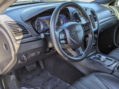 2015 Chrysler 300 4dr Sdn 300S RWD