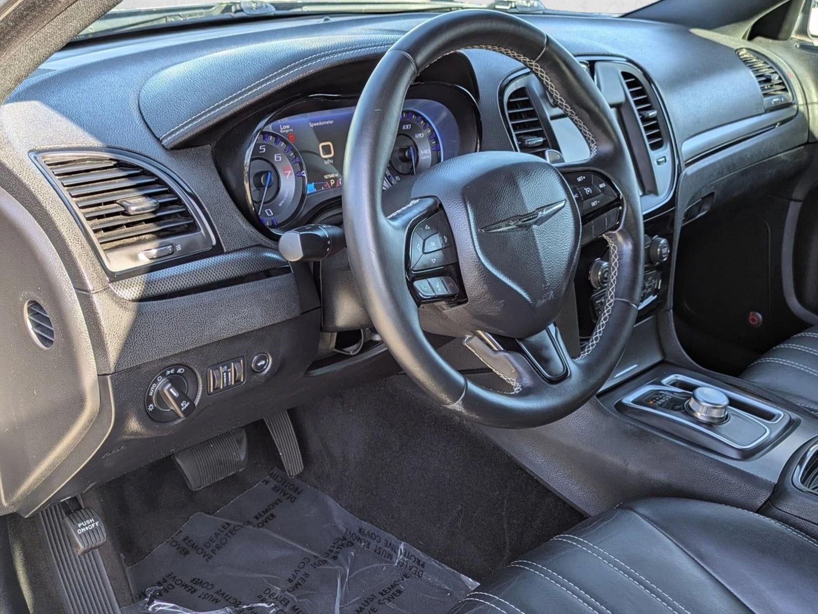 2015 Chrysler 300 4dr Sdn 300S RWD