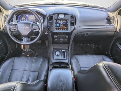 2015 Chrysler 300 4dr Sdn 300S RWD