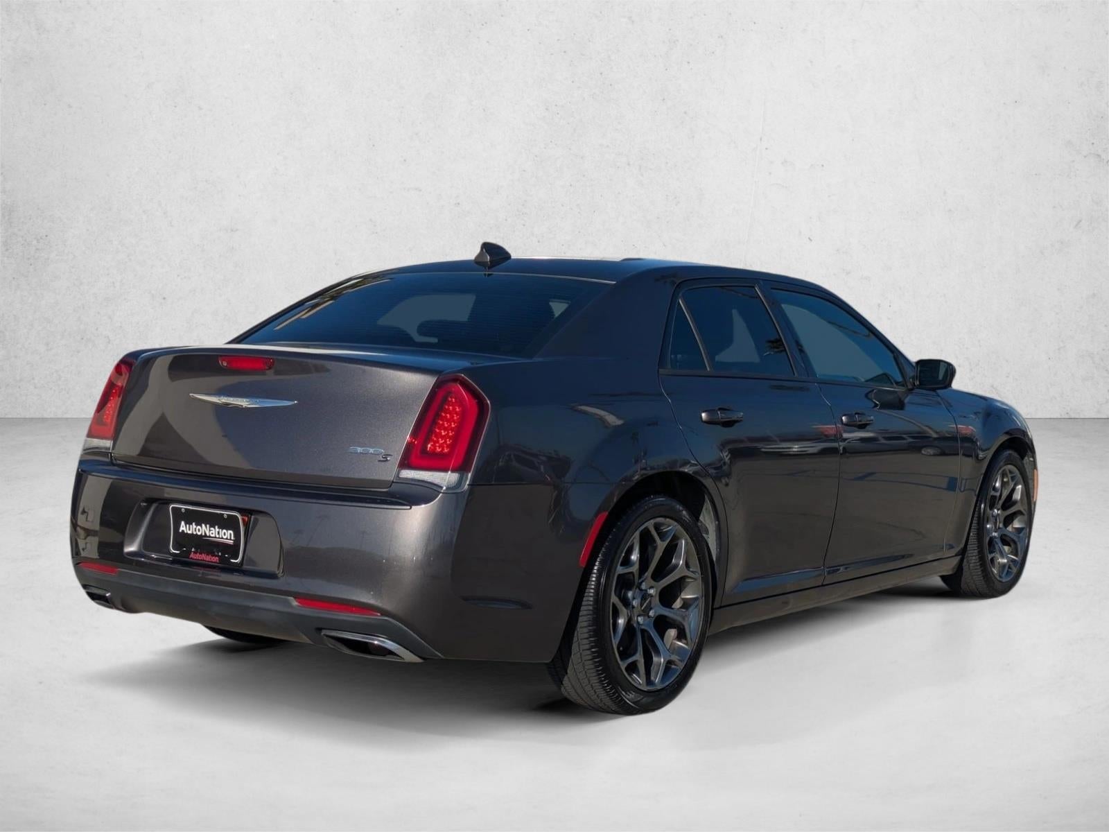 2015 Chrysler 300 4dr Sdn 300S RWD