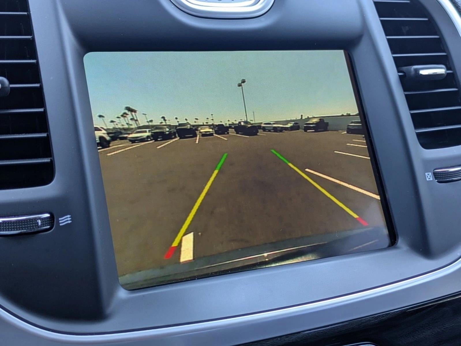2022 Chrysler 300 Touring L RWD