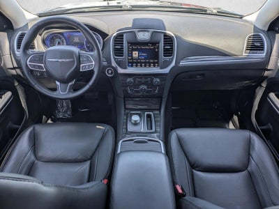 2022 Chrysler 300 Touring L RWD