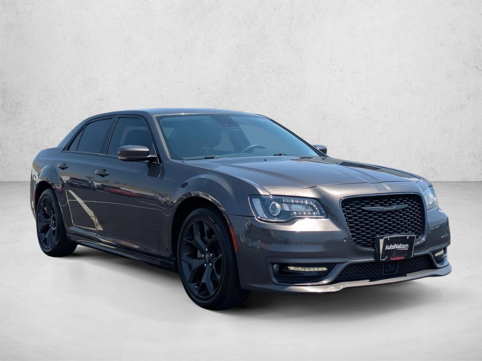 2022 Chrysler 300 Touring L RWD
