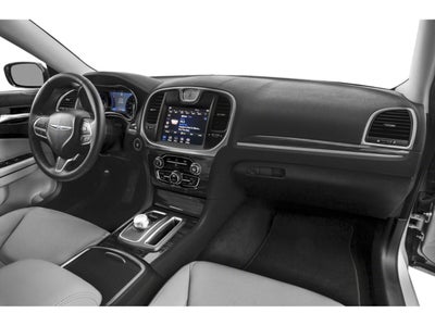 2022 Chrysler 300 Touring L RWD