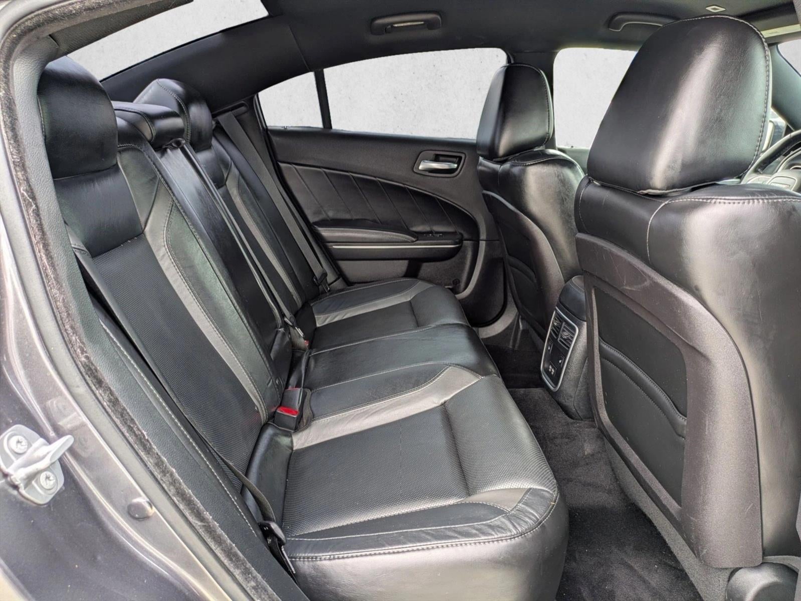 2017 Dodge Charger SXT RWD