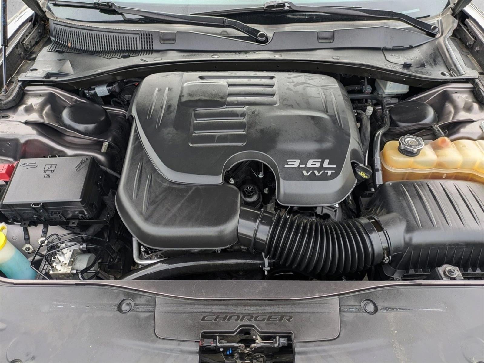 2017 Dodge Charger SXT RWD