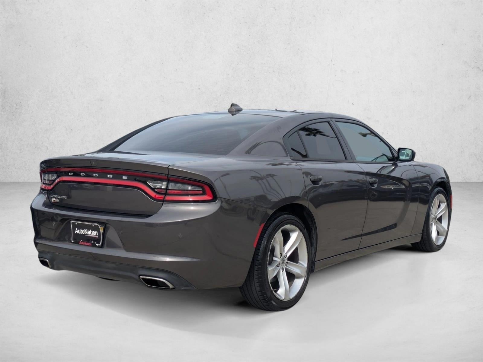 2017 Dodge Charger SXT RWD