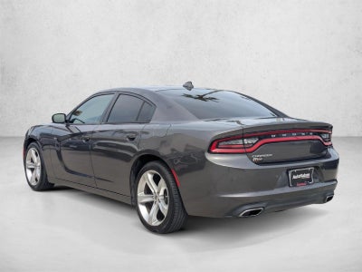 2017 Dodge Charger SXT RWD