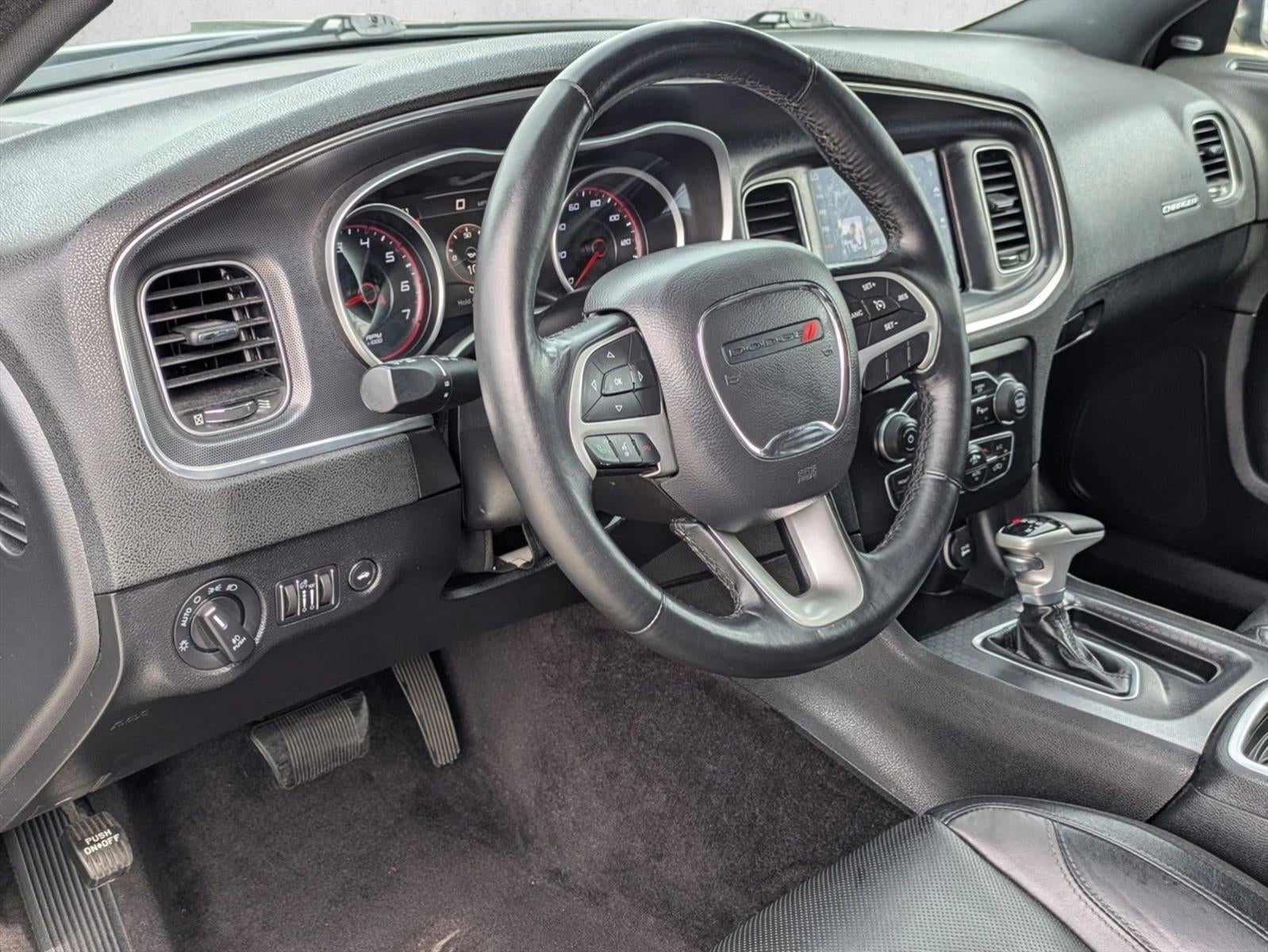 2017 Dodge Charger SXT RWD