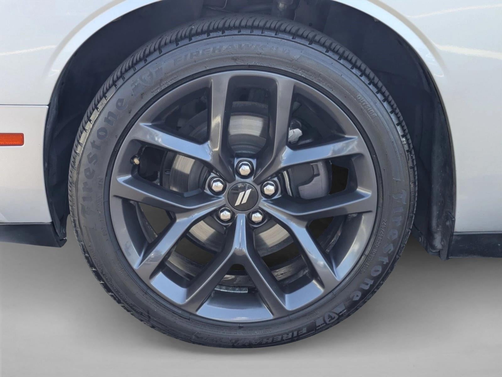 2019 Dodge Challenger SXT RWD