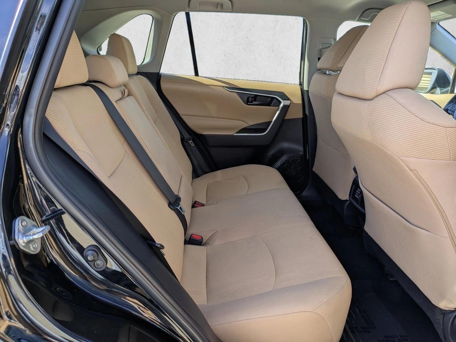 2022 Toyota RAV4 LE AWD (Natl)