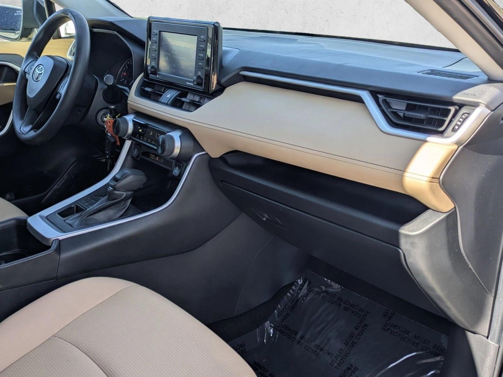 2022 Toyota RAV4 LE AWD (Natl)