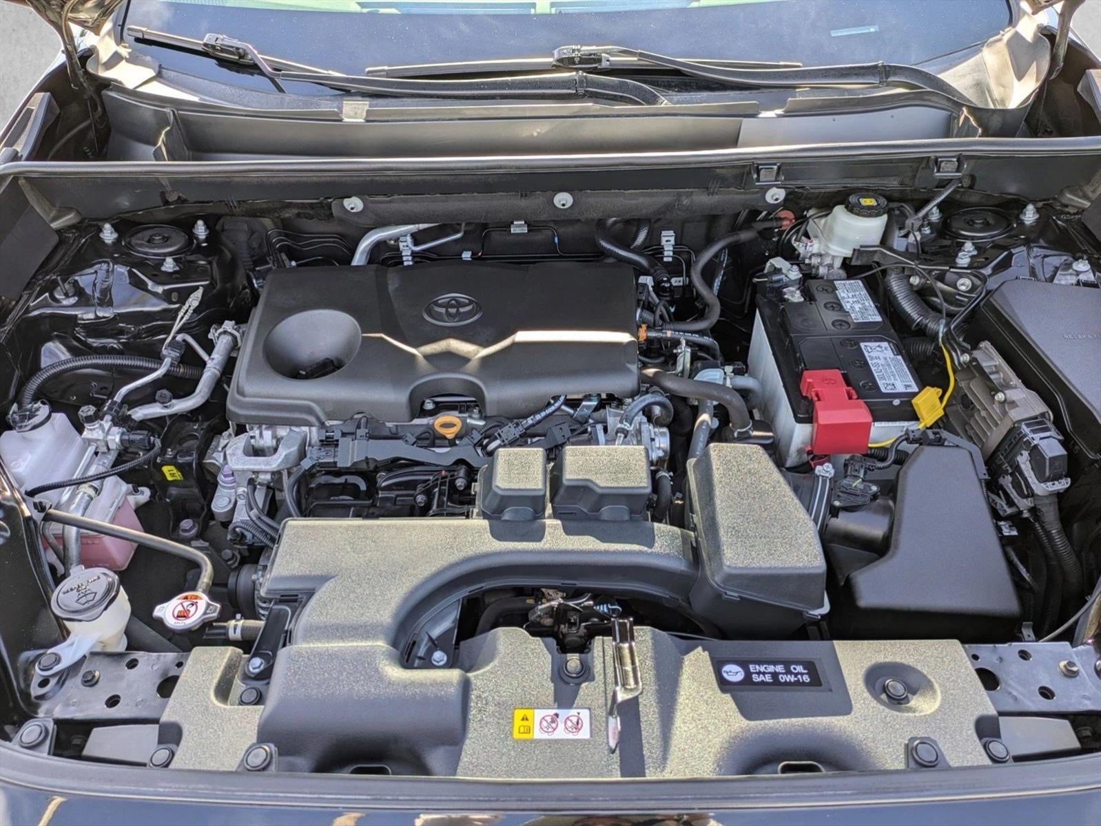 2022 Toyota RAV4 LE AWD (Natl)