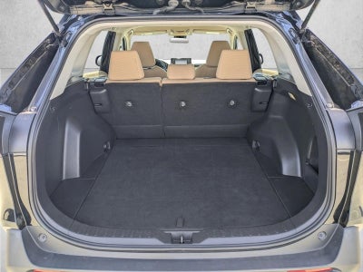 2022 Toyota RAV4 LE AWD (Natl)